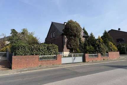 Haus zum Kaufen in Wassenberg 180.000,00 € 90 m²