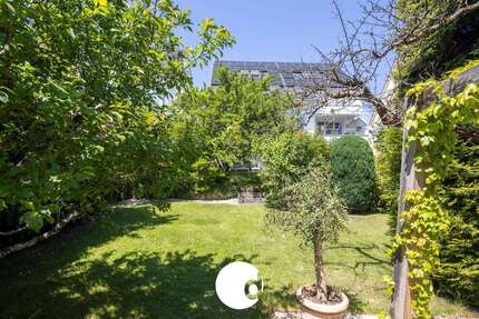 Haus zum Kaufen in Stuttgart 1.450.000,00 € 205 m²