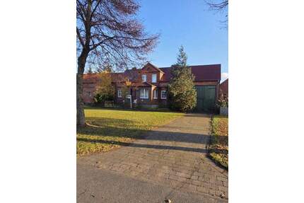 Vier Seiten Hof in PirowBurow mit Scheune! - Pirow / Burow