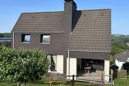 Haus zum Kaufen in Schalksmühle 249.000,00 € 193 m²