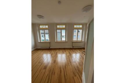 Frisch renovierte helle Maisonette-Wohnung in Top-Lage in Goch