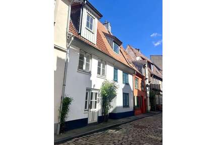 Haus zum Mieten in Lübeck 1.490,00 € 86 m²