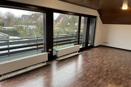 Ahaus: 2 Zi-Whg, Küche, großes Bad, zwei Balkone, DG