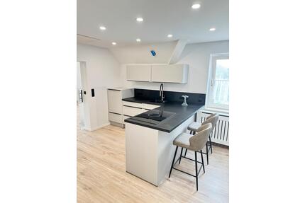 Moderne 3-ZKB Dachgeschosswohnung Wittlich Bombogen EBK + Balkon