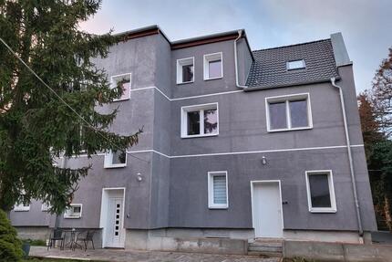 Gemütliche 4-Raum-Dachgeschosswohnung mit eigenem Charme in Hecklingen