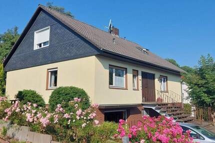 **Charmantes Einfamilienwohnhaus in Feldrandlage von Linsengericht-Eidengesäß**