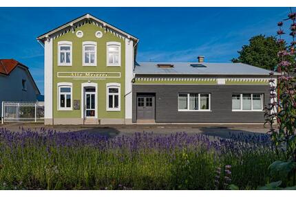 Saniertes Wohn- und Geschäftshaus mit Garten und Hofbereich - Gelting