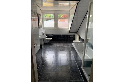 Schicke OG-Whg. 4-ZKB 120m² Bad Zwischenahn ab 01.07 zu vermieten