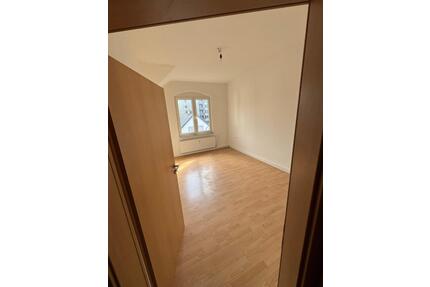 Whg. DG rechts ,2,5 Zi., Gelsenkirchen-Scholven zu vermieten