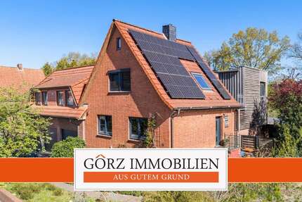 Haus zum Kaufen in Henstedt-Ulzburg 745.000,00 € 295 m²