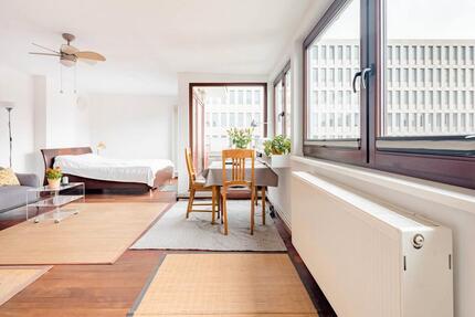 1 Zimmer Dachloft mit Wannenbad und Balkon - Berlin Mitte