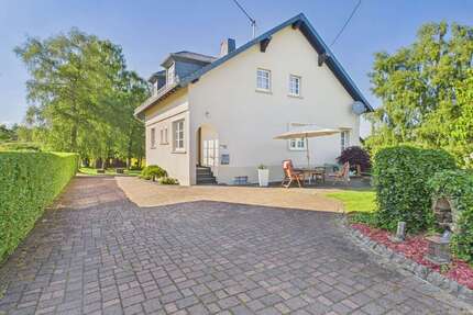 Haus zum Kaufen in Eschfeld 697.000,00 € 193 m²