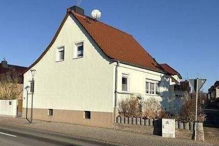 Gepflegtes EFH in Roßleben - 165.000,00&nbsp;EUR Kaufpreis, ca.&nbsp; 130,00&nbsp;m&sup2;&nbsp;Wohnfl&auml;che in Roßleben (PLZ: 06571)