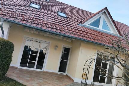 5 ZIMMER ETW MIT 140 M2, GEPFLEGT, BEI BAD FÜSSING ZU VERKAUFEN