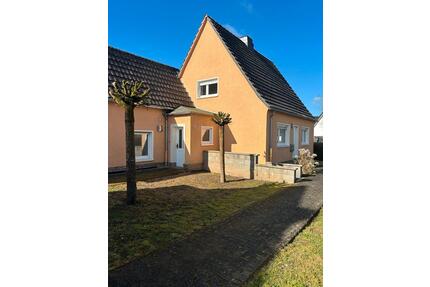 Bitburg Theobald-Simon-Str. freistehendes EFH mit 2 Stellplätzen