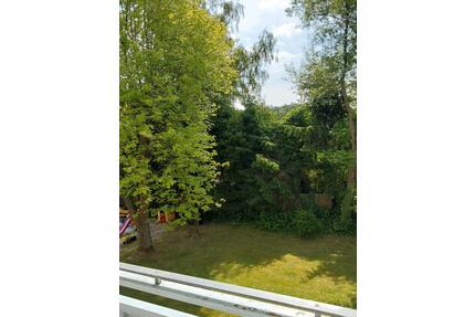 130 m² 5-Zimmer-Wohnung mit Balkon in Marburg-Marbach