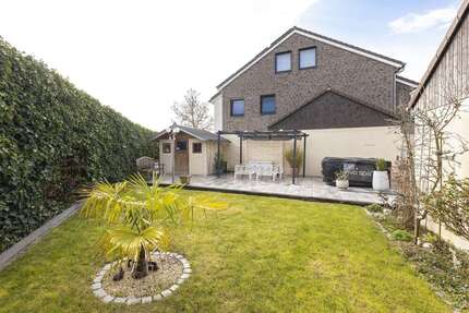 Haus zum Kaufen in Neuss 649.000,00 € 142 m²