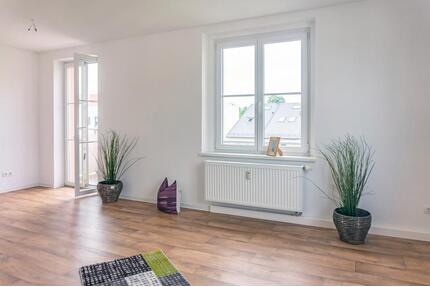 Attraktive 2-Raum-Wohnung im Altbau mit Balkon - Chemnitz Kapellenberg