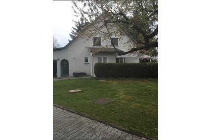 Ländliches Einfamilienhaus in stadtnähe - Amberg