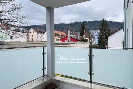 Raum für Alltag. Raum für Rückzug. Raum für Ihr Leben. Ansprechende 4-Zimmer-Whg. zum Erstbezug - Freiburg Wiehre