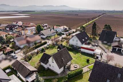 Haus zum Kaufen in Hartheim am Rhein 587.000,00 € 130 m²