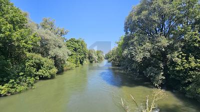 LEBEN AN DER AMPER - 1.990.000,00&nbsp;EUR Kaufpreis, ca.&nbsp; 420,00&nbsp;m&sup2;&nbsp;Wohnfl&auml;che in Olching (PLZ: 82140)