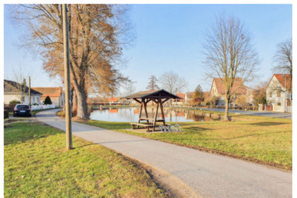 2 Raum Wohnung im Gutshaus - 320,00&nbsp;EUR Kaltmiete, ca.&nbsp; 46,00&nbsp;m&sup2; in Haselbachtal (PLZ: 01920)