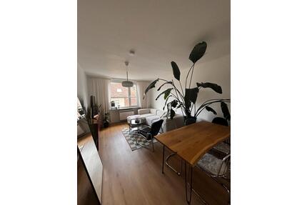 Helle, neu renovierte 2-Zimmer Wohnung in Stuttgart-Süd