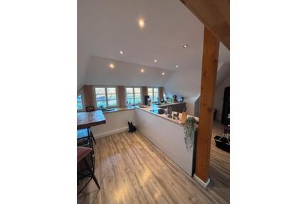 Wunderschöne Oberwohnung mit drei Zimmern in Hatten