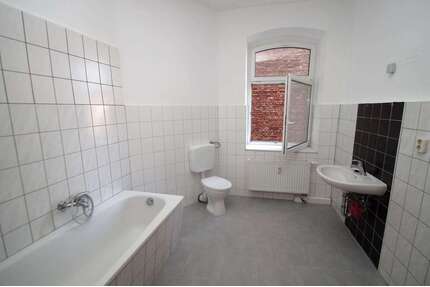 Wohnung zum Kaufen in Erfurt 220.480,00 € 80 m²