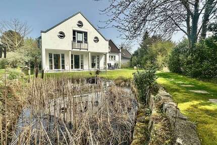 Haus zum Kaufen in Bad Abbach 950.000,00 € 231.72 m²