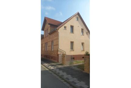 Wohnhaus mit großem Grundstück - 750.000,00&nbsp;EUR Kaufpreis, ca.&nbsp; 190,00&nbsp;m&sup2; in Riedstadt (PLZ: 64560)