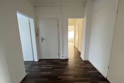 Wohnung zum Mieten in Reinsdorf 680,00 € 112 m²