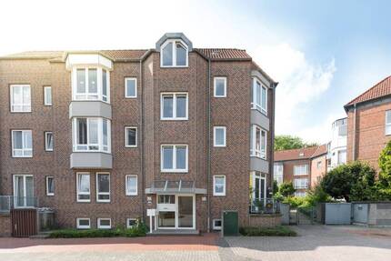 2-Zimmer-Wohnung in Bremerhaven-Geestemünde nähe Wochenmarkt mit Balkon!