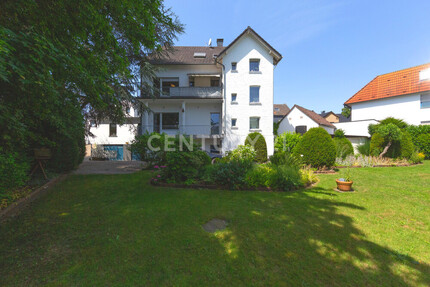 Einziehen & Entfalten: Dreifamilienhaus mit Traumgarten! - Bochum