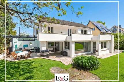 Haus zum Kaufen in Stuttgart 1.390.000,00 € 251.49 m²