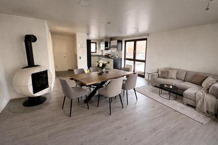 Lichtdurchflutete 4 Zimmerwohnung in Aidlingen