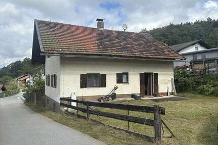 Haus zum Kaufen in Grafenau 75.000,00 € 120 m²