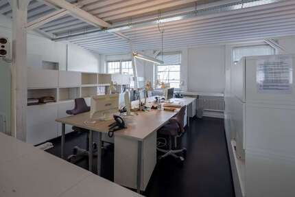 Büro in Hamburg 500,00 € 4 m² - 500,00&nbsp;EUR Kaltmiete, ca.&nbsp; 4,00&nbsp;m&sup2; in Hamburg (PLZ: 22303)