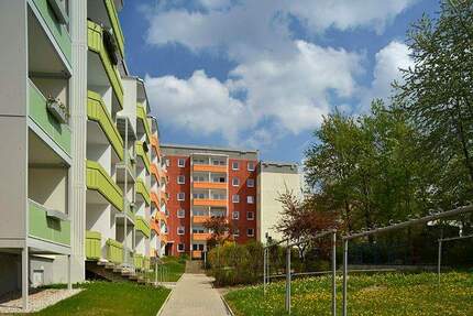 2-Raum-Wohnung im Erdgeschoss mit Balkon auf dem südlichen Sonnenberg - Chemnitz