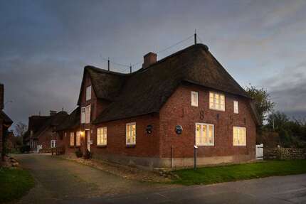 Haus zum Kaufen in Oldsum 1.500.000,00 € 274 m²