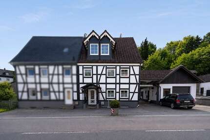 Haus zum Kaufen in Gummersbach 349.000,00 € 173 m²
