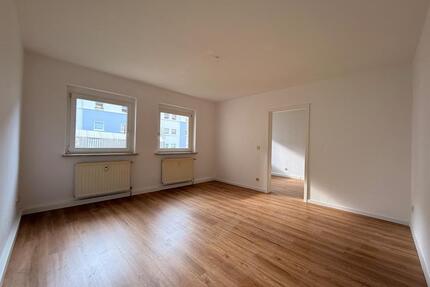 *** Frisch renoviert mit Tageslichtbad*** - Gera