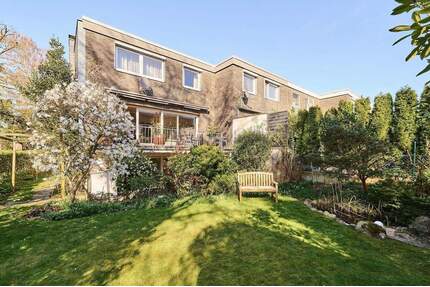 Gepflegtes Reihenendhaus in begehrter Lage - großzügiges Wohnen für die ganze Familie - Ratingen Ost