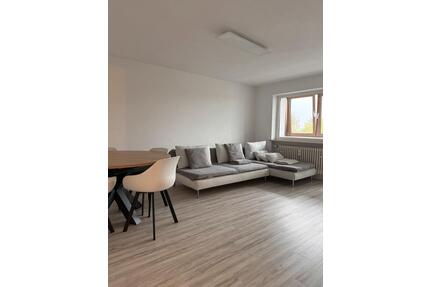 Stilvolle, voll möblierte 2-Zimmer-Wohnung mit Balkon & Aufzug - Ingolstadt Nordost