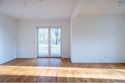 Haus zum Kaufen in Blankenfelde-Mahlow 695.000,00 € 157.05 m²