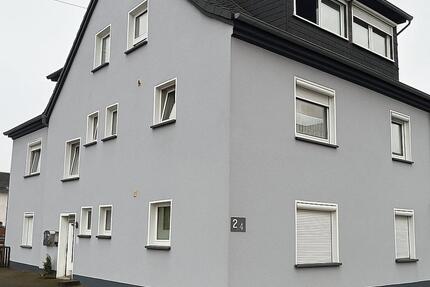 3 Zimmer Küche, Bad, Balkon, Stellplatz, Abstellraum zu vermieten - Neuwied Block