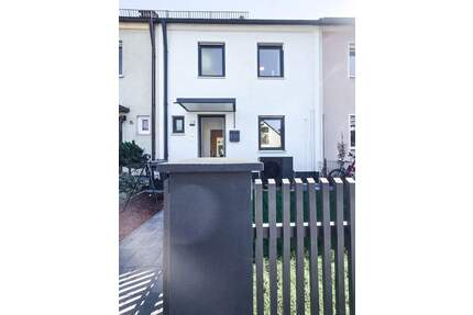 Ein Zuhause mit Herz: Perfektes 5-Zimmer RMH in Thon - Nürnberg