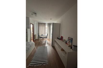 Schöne 1-Zimmer-Studenten-Wohnung mit Einbauküche in Landau - Landau in der Pfalz