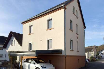 Haus zum Kaufen in Holzheim 299.000,00 € 174.41 m²